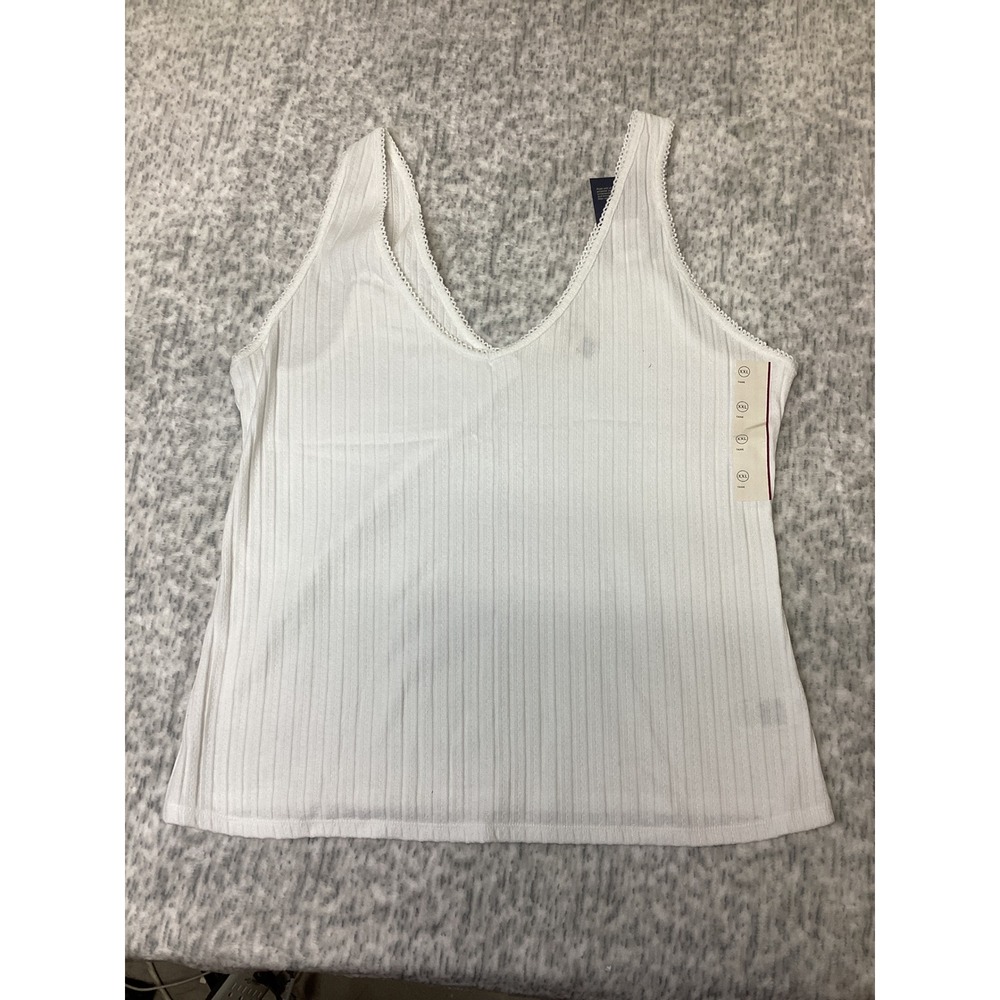 Universal Thread Womens XXL White Ribbed Lace Trim V-Neck Tank Top NWT